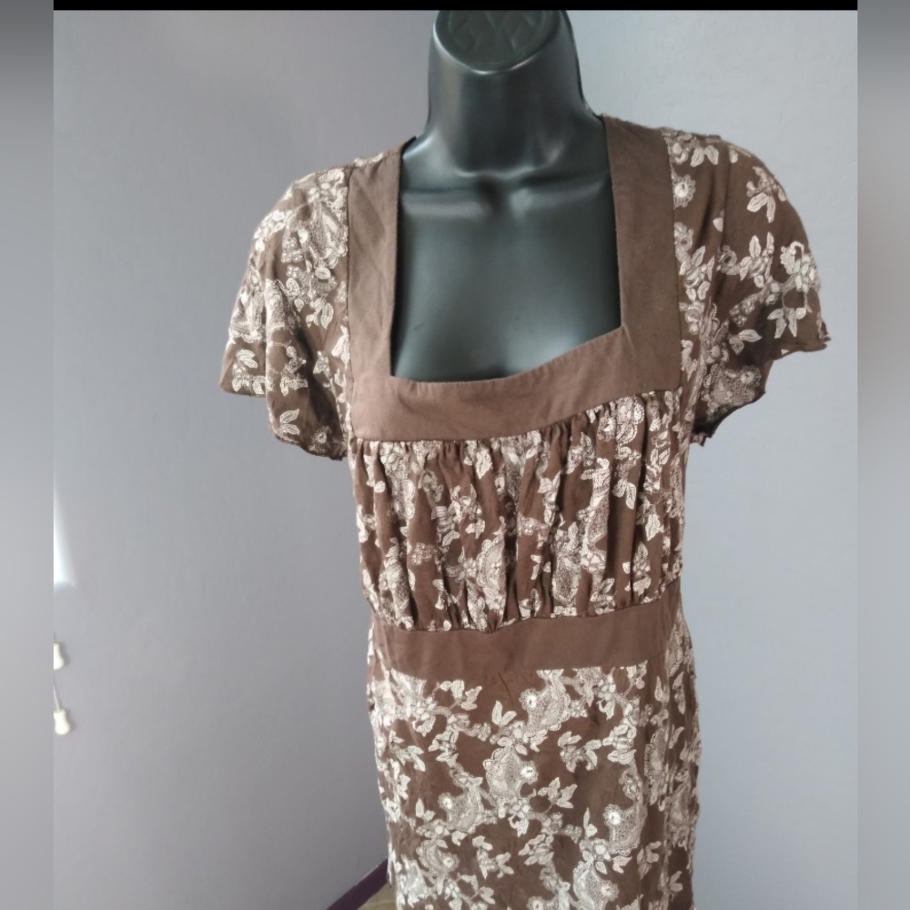 18 / 20 LANE BRYANT , VENZIA WOMANS BROWN / WHITE FLORAL BLOUSE